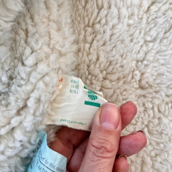 Amazing vintage Green Sherpa-Lined Jacket. Made in Canada - Picture 9 of 15